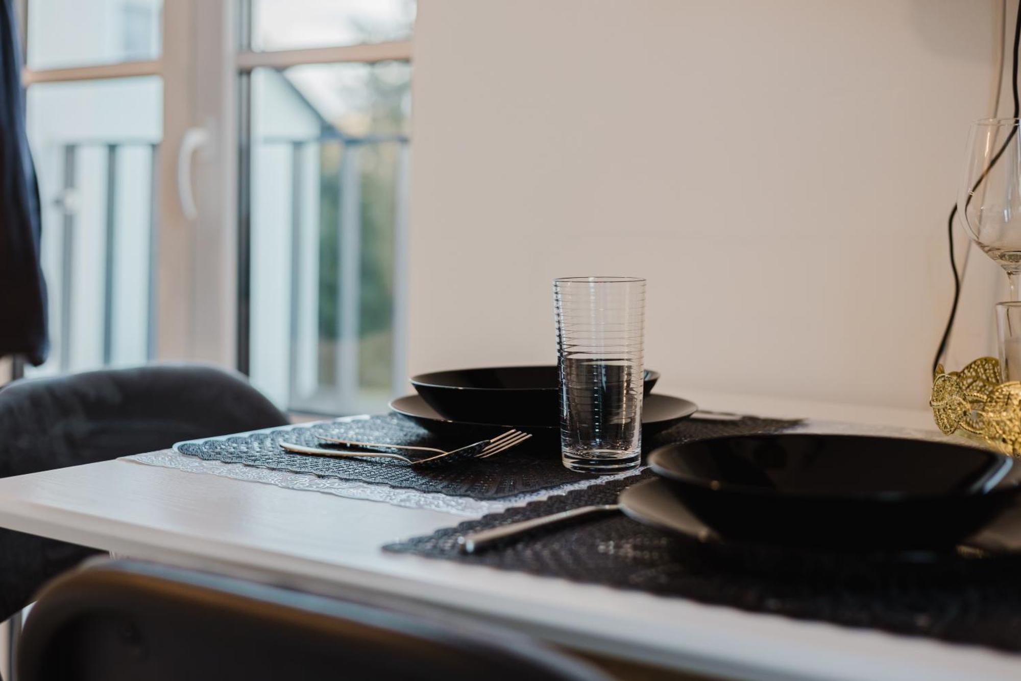 24-7 Living Room Passau - Cozy - Balcony - Kitchen Tiefenbach  Esterno foto