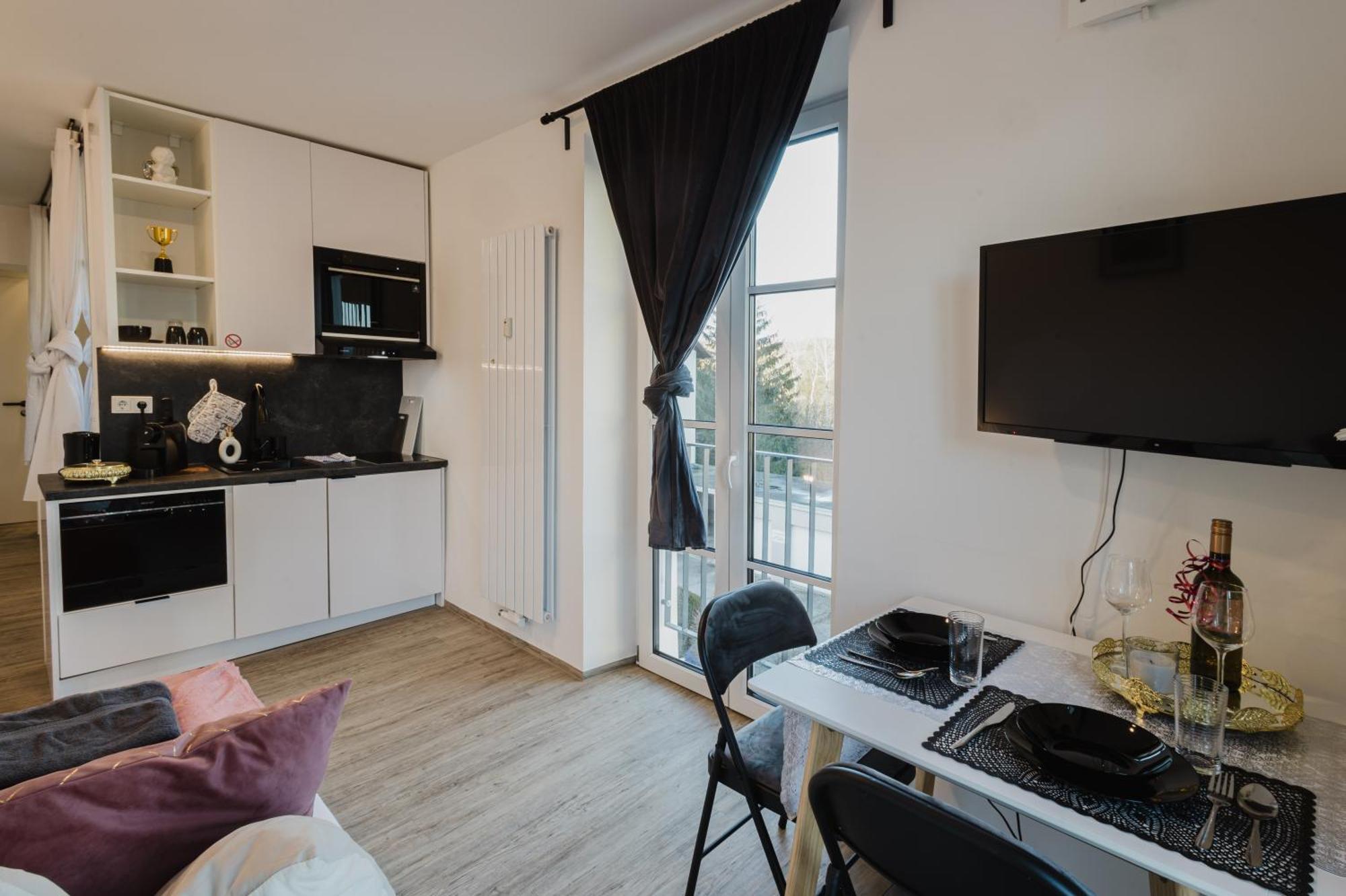 24-7 Living Room Passau - Cozy - Balcony - Kitchen Tiefenbach  Esterno foto