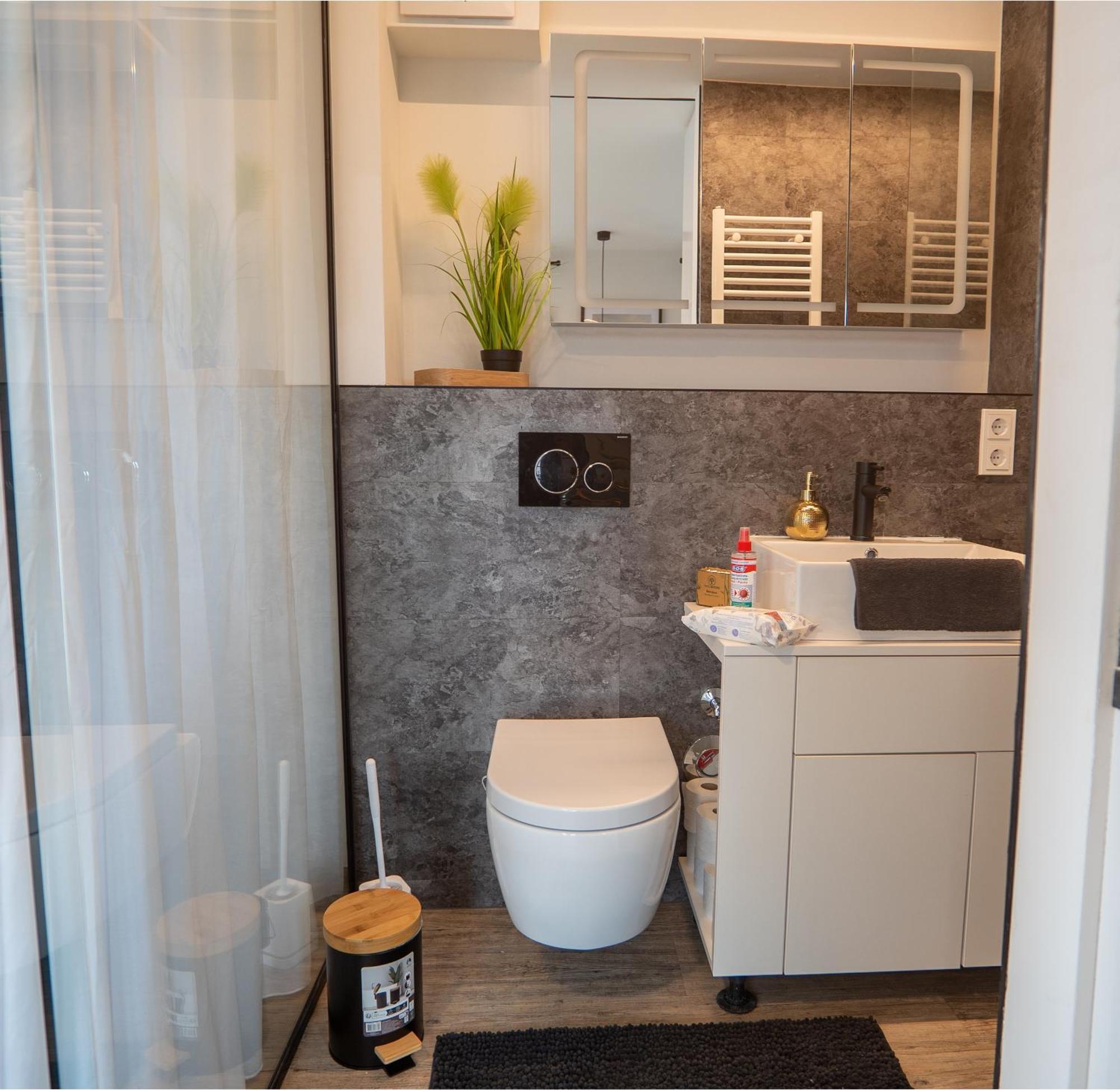 24-7 Living Room Passau - Cozy - Balcony - Kitchen Tiefenbach  Esterno foto
